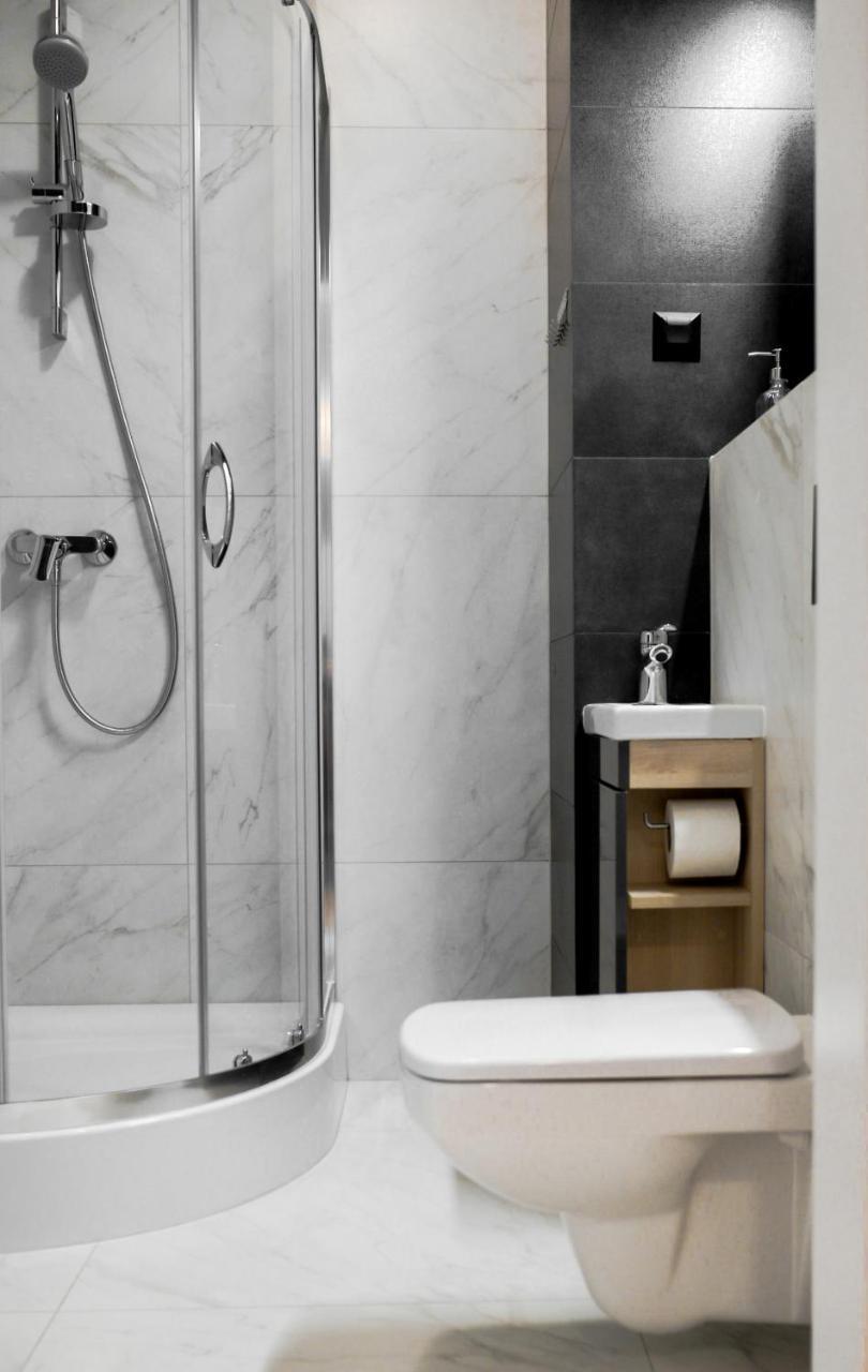Crystal Guesthouse وارسو المظهر الخارجي الصورة